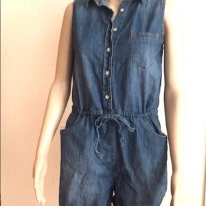 Jeans romper Universal Thread in size XS
